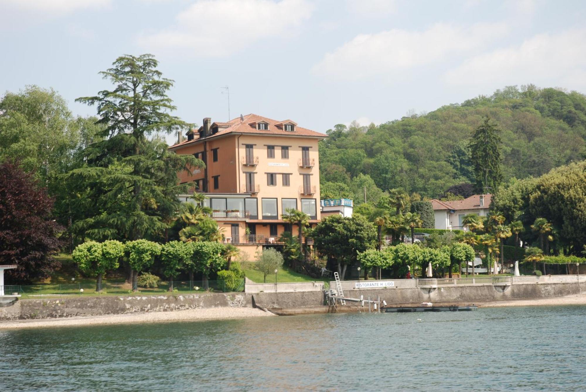 Hotel Lido Ranco Exterior foto